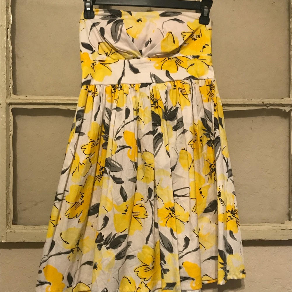 Strapless sundress